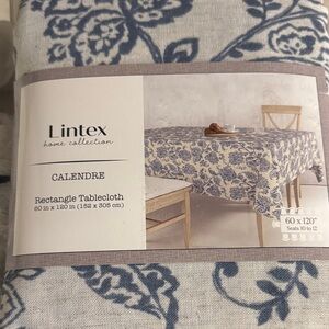 NWT Lintex Calendré Blue Floral Rectangle Tablecloth 60” x 120”